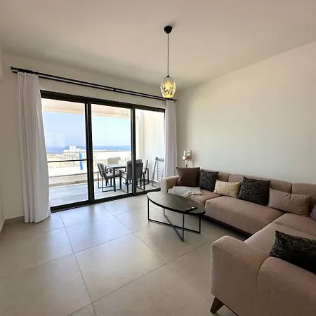 Dejablue, Block A2, Unit 4 Kalogrea