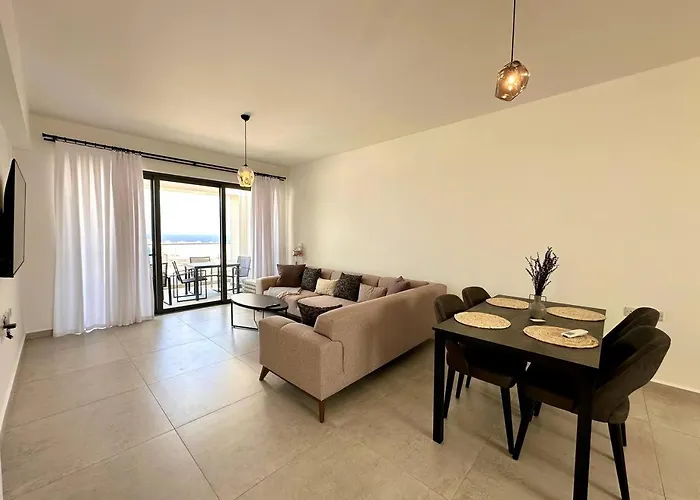 Dejablue, Block A2, Unit 4 Daire Kalogrea